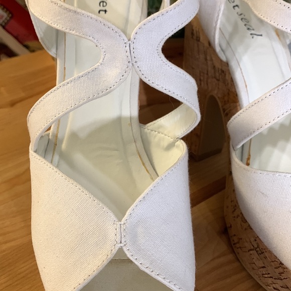 Wet Seal White Canvas Chunky Block Cork Heel Platform Sandals - Picture 3 of 13